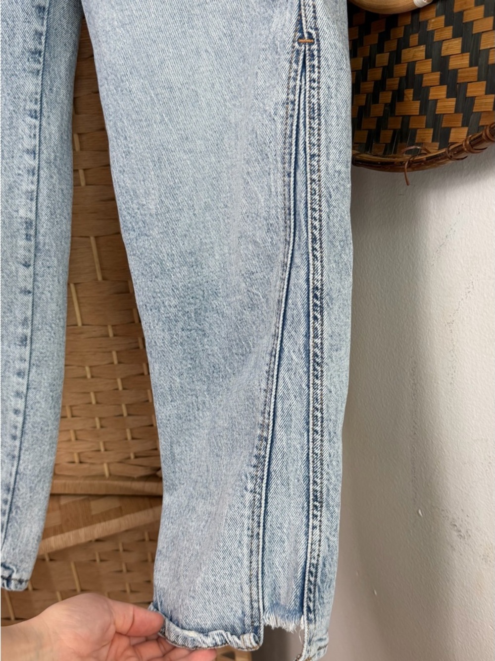 Good American Good Curve Straight Step Jeans in Indigo Wash Size 12/31 - Picture 8 of 10